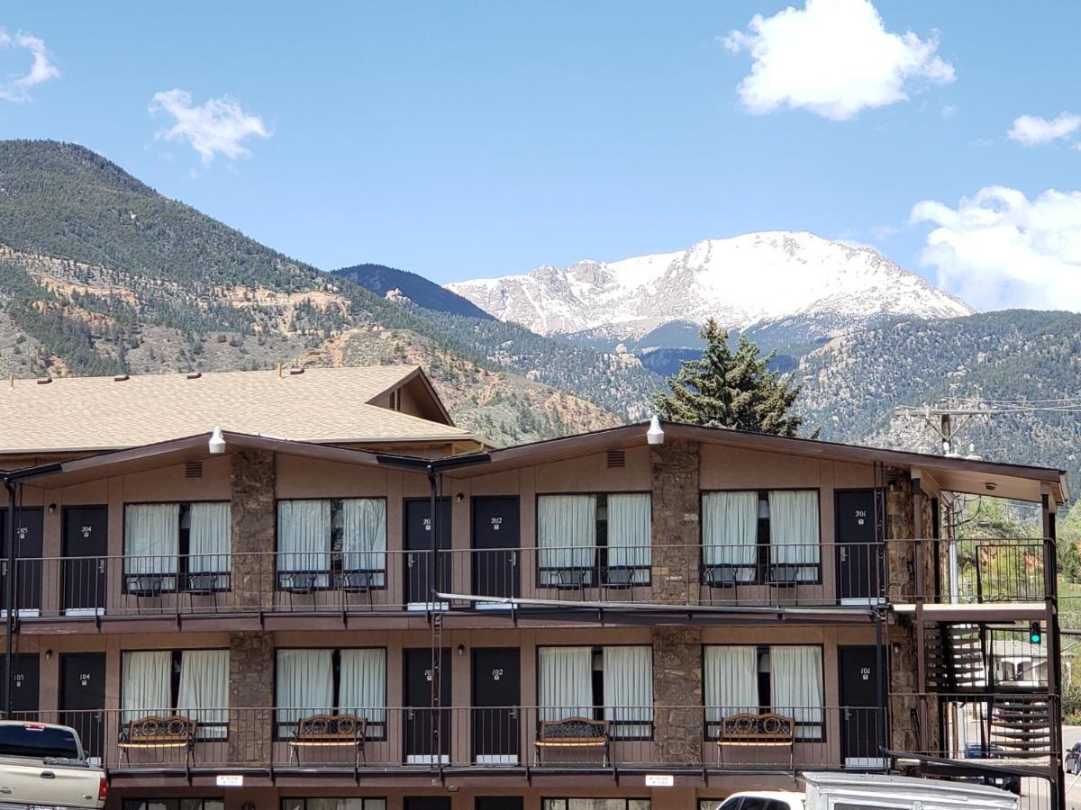 Silver Saddle Motel มานิทูสปริงส์ ภายนอก รูปภาพ