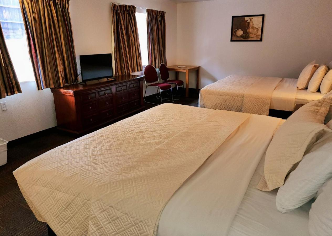 Silver Saddle Motel มานิทูสปริงส์ ภายนอก รูปภาพ