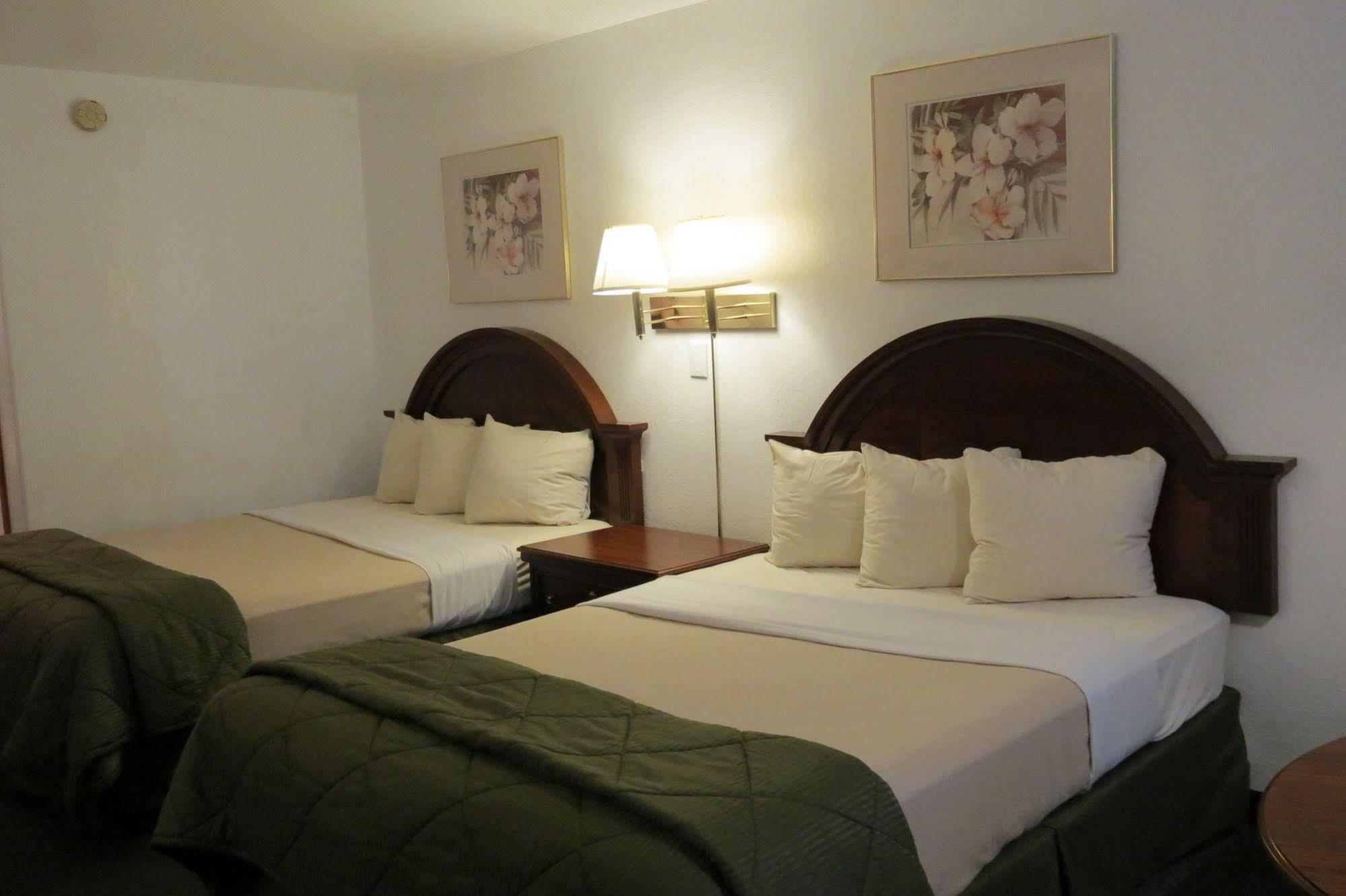 Silver Saddle Motel มานิทูสปริงส์ ภายนอก รูปภาพ